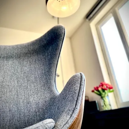 Apartamento L'atique By Agelandkaai Be With Free Parking Gante